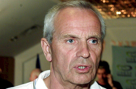 ריצ&#39;ארד נילסן, לשעבר מאמן נבחרת ישראל, מת בגיל 76