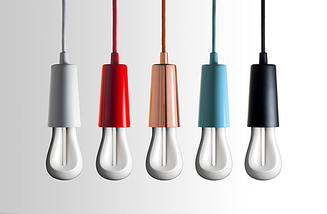 פלומן 002. אור אינטימי יותר שמקביל לנורת ליבון 30 ואט פלומן 002. אור אינטימי יותר שמקביל לנורת ליבון 30 ואט