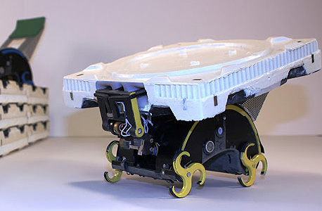 רובוטרמיט: מדענים פיתחו רובוט שמסוגל לבנות בניינים ללא מגע אדם