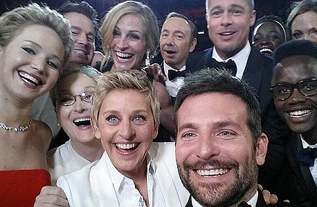 אלן דג'נרס בסלפי יחד עם עשרה כוכבי קולנוע הפך לתמונה ששותפה הכי הרבה פעמים בטוויטר
