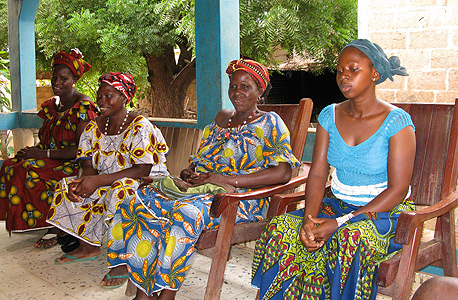 131. נשים מחוף השנהב