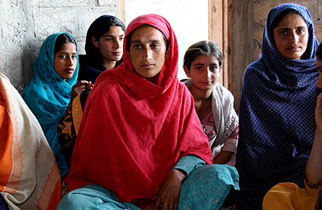135. נשים מפקיסטן