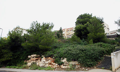 השטח שברמת גולדה בחיפה. משועבד לבנק
