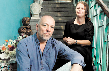 ד"ר אנדרס בריקס וקארינה מוס. נתקלו בתמונה של מסעדה ישראלית והחליטו לבוא ד"ר אנדרס בריקס וקארינה מוס. נתקלו בתמונה של מסעדה ישראלית והחליטו לבוא