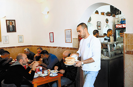 חומוסיית עלי קרוואן