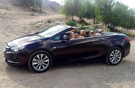 אופל קסקדה. כדי לנהוג במכונית פתוחה בתל אביב צריך עור של פיל אופל קסקדה. כדי לנהוג במכונית פתוחה בתל אביב צריך עור של פיל