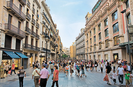 ברצלונה, "עיר מדינה" כהגדרת טאלב. "יש בערי המדינה יותר חיוניות והוגנות, והגודל שלהן הוא האידאלי. מדינות גדולות הן שבירות", צילום: שאטרסטוק