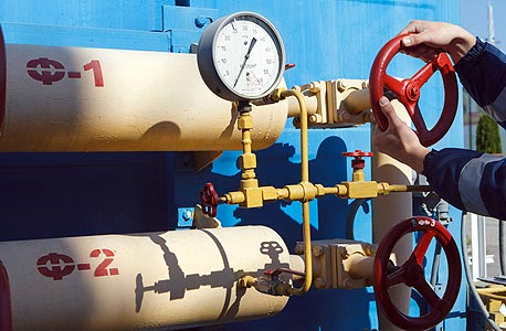 בעקבות החרם הרוסי: אירופה תעביר צינור גז לאוקראינה