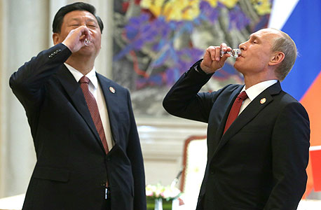 כבוד למגזר: רוסיה וסין מחדשות צירי אנרגיה