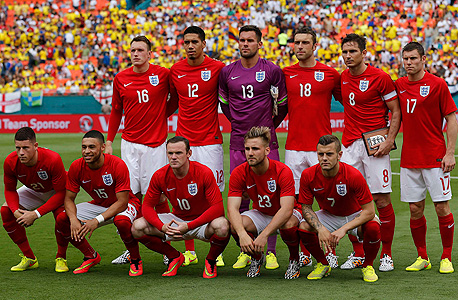 נבחרת אנגליה. 59.3% מהשחקנים באנגליה הם לא אנגלים. 