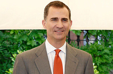 פליפה יוכתר מחר למלך ספרד בטקס צנוע בגלל המשבר הכלכלי