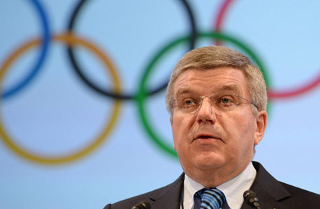 תומאס באך, נשיא ה-IOC. וושינגטון, לוס אנג