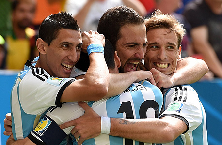 שחקני נבחרת ארגנטינה. שוק המניות ביצע מהלך עליות מרשים