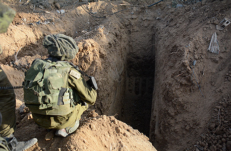 חייל מילואים במבצע צוק איתן, צילום: דובר צה"ל