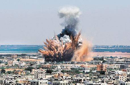 מרכז העיר עזה אחרי הפצצה של חיל האוויר הישראלי