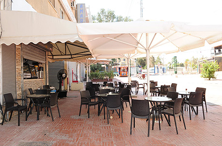 בית קפה ריק בבאר שבע, צילום: הרצל יוסף