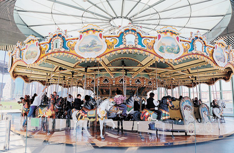 הקרוסלה של ג'יין. יוצרה ב-1922 וניצלה מפירוק הקרוסלה של ג'יין. יוצרה ב-1922 וניצלה מפירוק