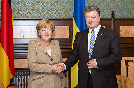 קנצלרית גרמניה אנגלה מרקל ונשיא אוקראינה פטרו פורושנקו, צילום: רויטרס