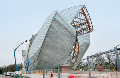 המוזיאון החדש שתכנן פרנק ולואי לויטון בפריז, צילום: איי פי