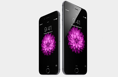 אייפון 6 פלוס (מימין) ואייפון 6
