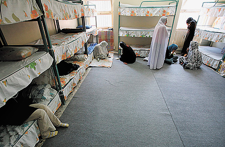 אסירות בכלא אווין בבירת איראן טהראן, 2006. "בחודשים הראשונים בכלא לא הרגשתי את ההבדל", צילום: רויטרס