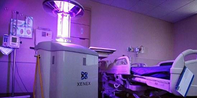 אולטרה-סגול נגד אבולה. הרובוט של Xenex