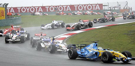 פורמולה 1: סכסוך הקבוצות וה-FIA נמשך למרות שכולן נרשמו לתחרות של 2010