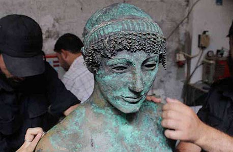 איביי פסל יווני בעזה, צילום: רויטרס