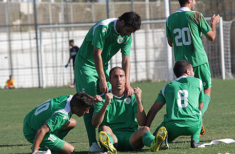 שחקני הפועל כפר סבא