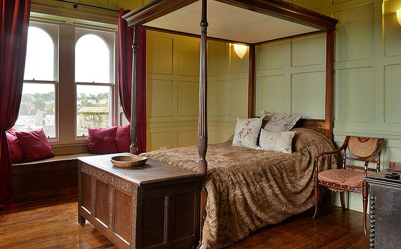 חדר שינה. מקום לא חסר חדר שינה. מקום לא חסר