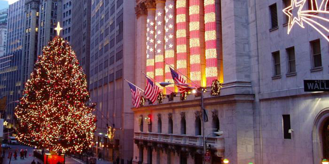 סנטה עבד שעות נוספות: המכירות בעונת החגים האמריקאית שברו שיאים