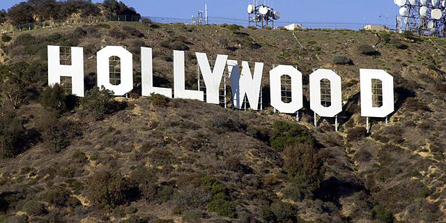 עשירי לוס אנג&#39;לס העלימו את שלט הוליווד ממפות גוגל