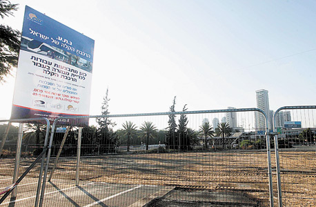 עבודות חפירה בפרויקט הרכבת הקלה בתל אביב