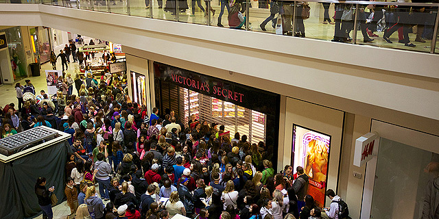 סייבר מאנדיי: עלייה בקניות מאתרי מסחר, החנויות המסורתיות מתרוקנות