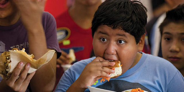 מקסיקו. 20 מיליון, שהם 26.9% מהאוכלוסייה הבוגרת  סובלים מהשמנת יתר, צילום: kabobfest.com