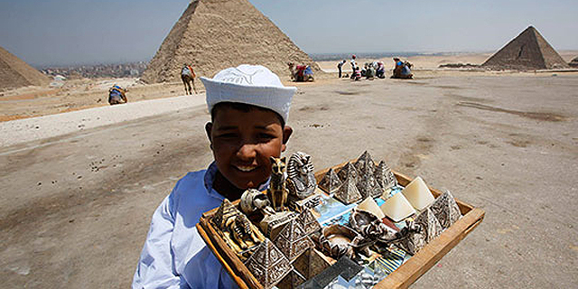 מצרים: ההכנסות מתיירות רשמו שיא היסטורי
