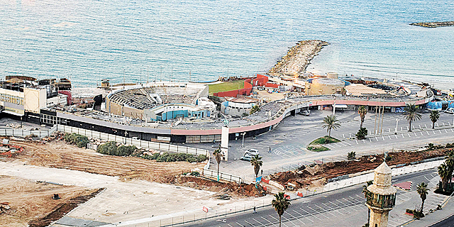 The abandoned Tel Aviv Dolphinarium. Photo: Boaz Oppenheim 