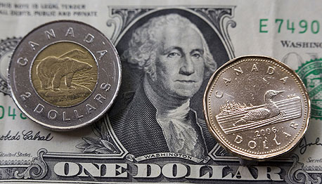 השורטים הכריעו את הדולר הקנדי: נפל ב-5.6% ביוני