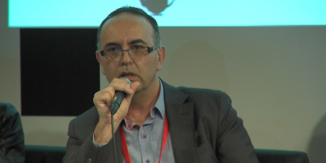 פיליפ ברמי, מנכ"ל שניידר אלקטריק ישראל, בוועידת "תחזיות 2015" של כלכליסט