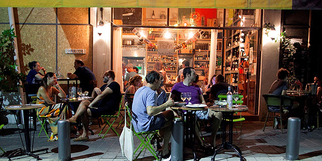 בר היין פורטו, תל אביב, צילום: אנטולי מיכאלו