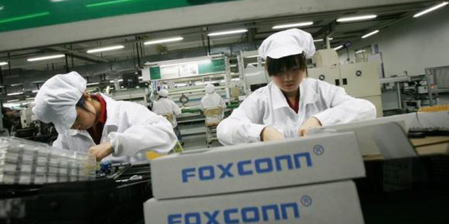 יציאת סין: פוקסקון מעבירה פסי יייצור של אייפד ומאקבוק לווייטנאם