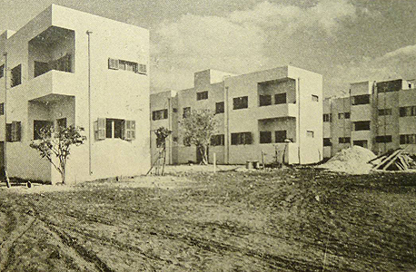 בנייני המעונות בשנות השלושים 