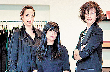 ענת כץ (מימין), שירה דולינגר ודניאלה בן טולילה. "חשוב לתת ערך מוסף" ענת כץ (מימין), שירה דולינגר ודניאלה בן טולילה. "חשוב לתת ערך מוסף"