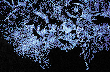 בתוך המערה. "מישהי סיפרה לי שהיא נרדמה באחת מהן, והיה גם זוג שעשה בה אהבה" בתוך המערה. "מישהי סיפרה לי שהיא נרדמה באחת מהן, והיה גם זוג שעשה בה אהבה"