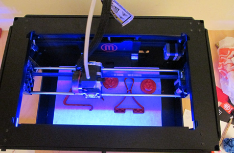 מדפסת תלת ממד ביתית של מייקרבוט, צילום: עומר כביר