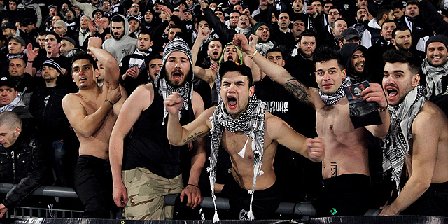 יוון: בגלל אלימות - הממשלה סגרה את ליגות הכדורגל עד הודעה חדשה