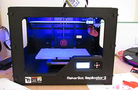 נעים להכיר: Makerbot Replicator 2