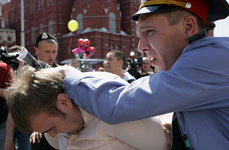 מעצר של פעיל זכויות להט"ב ברוסיה