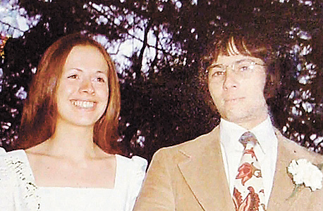 עם אשתו קתלין, שנעלמה בניו יורק ב־1982