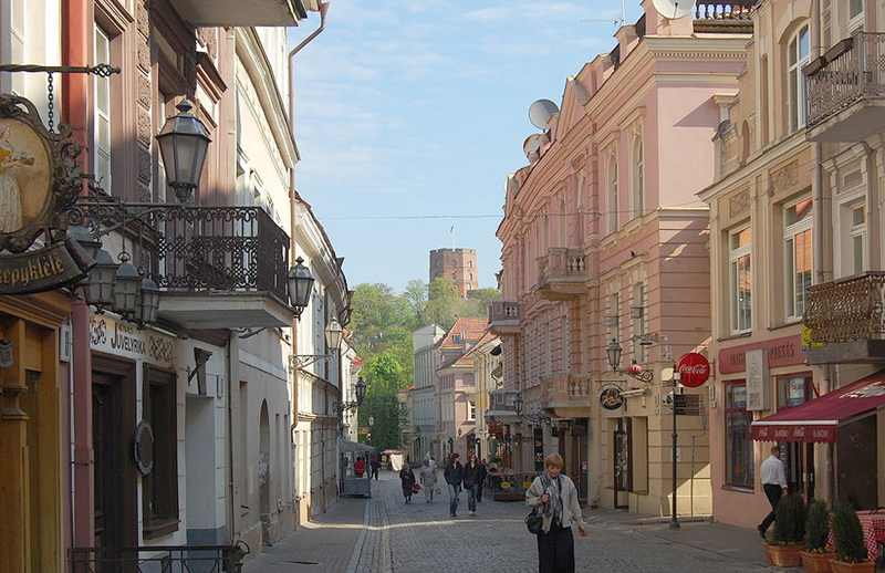 וילנה, ליטא. מלבד שעות העבודה המעטות היא נחשבת לעיר זולה, צילום: ויקיפדיה